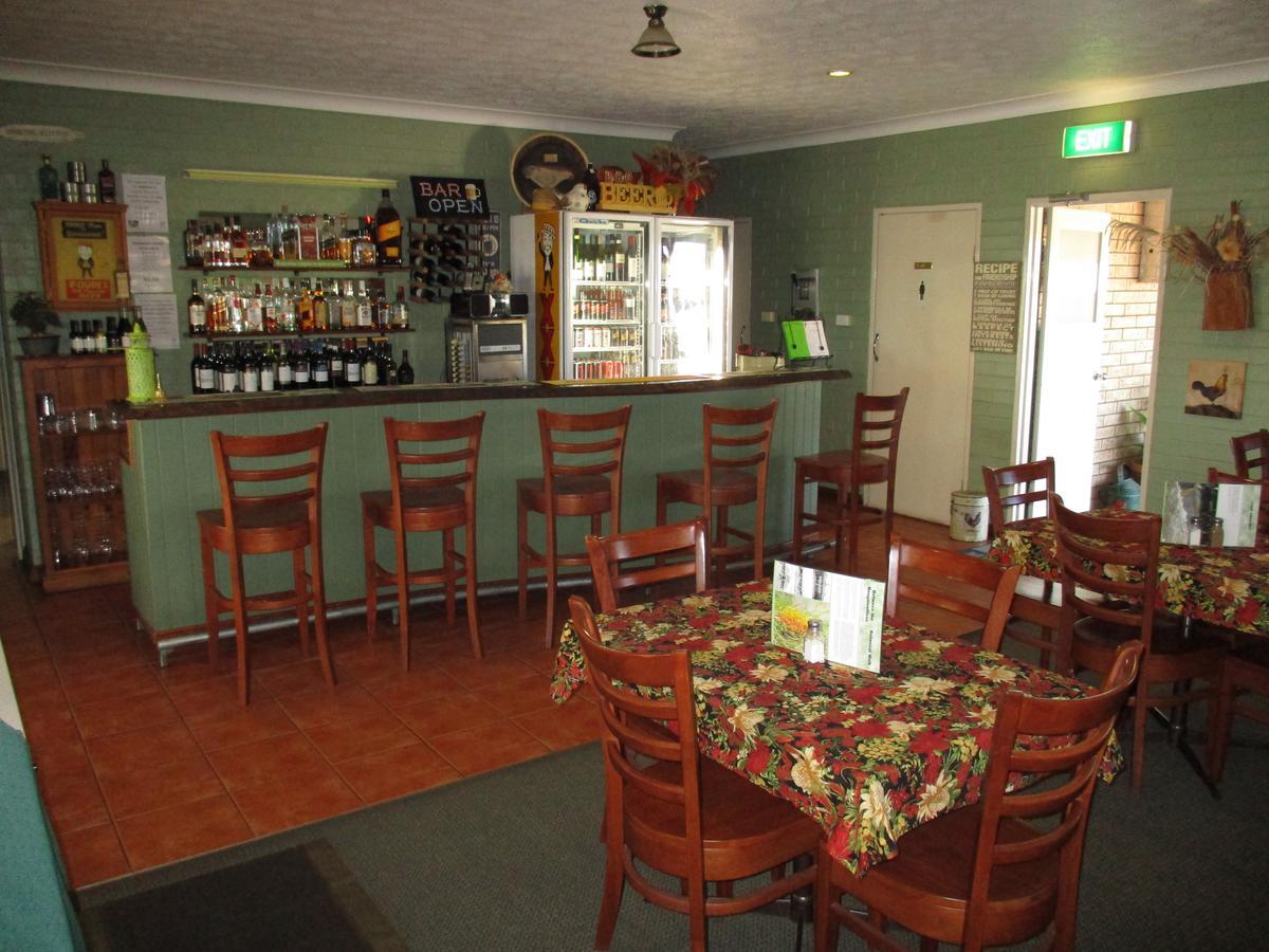 Barcaldine Country Motor Inn Exteriör bild